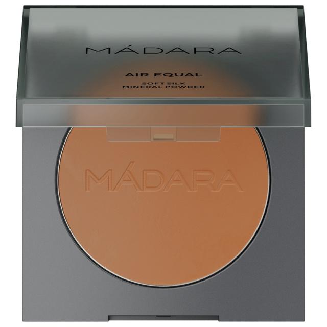 Mádara AIR EQUAL Soft Silk Mineral Powder #3 DEEP - 9 g product image