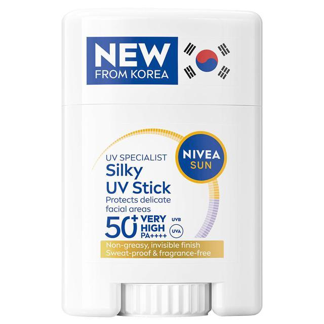NIVEA SUN UV Face Specialist Silky UV Stick SPF 50+ 15 g product image