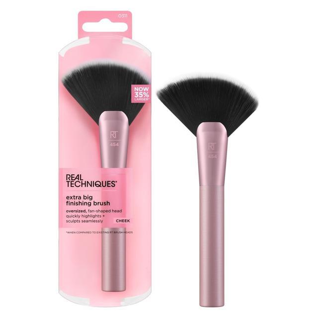 Real Techniques Extra Big Finishing Brush product image