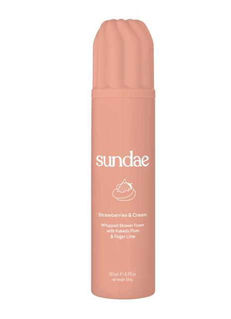 Strawberries & Cream Foaming Body Wash 265 ml product image